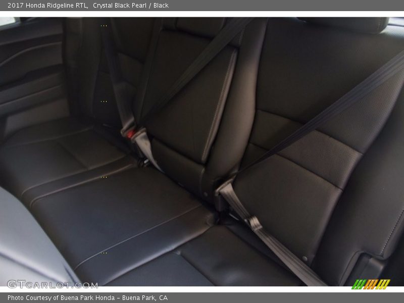 Crystal Black Pearl / Black 2017 Honda Ridgeline RTL