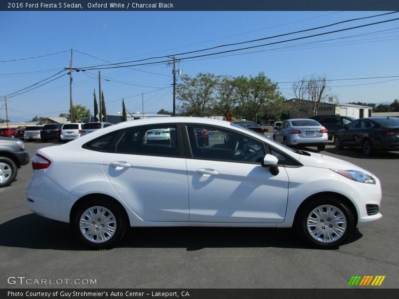Oxford White / Charcoal Black 2016 Ford Fiesta S Sedan