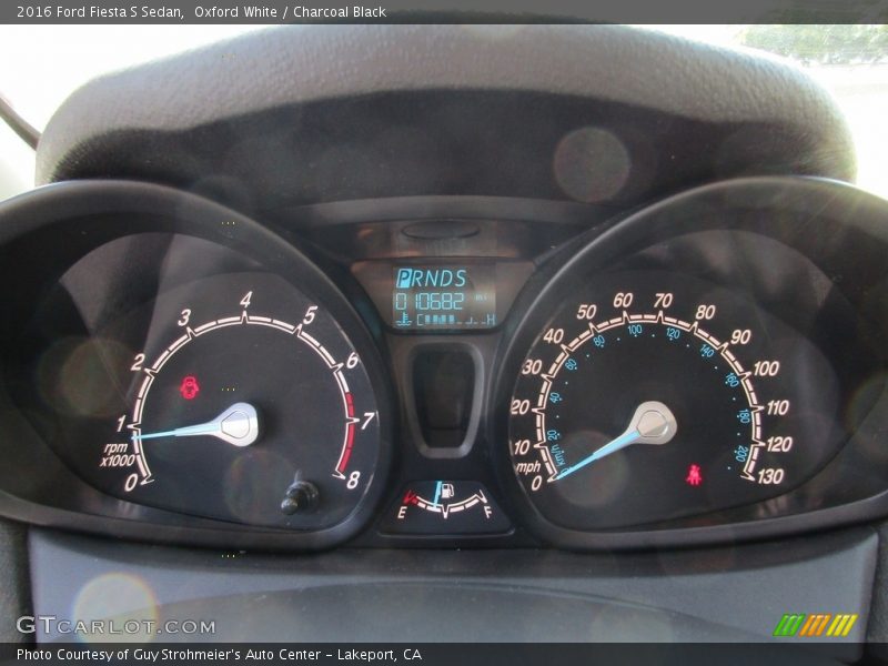Oxford White / Charcoal Black 2016 Ford Fiesta S Sedan