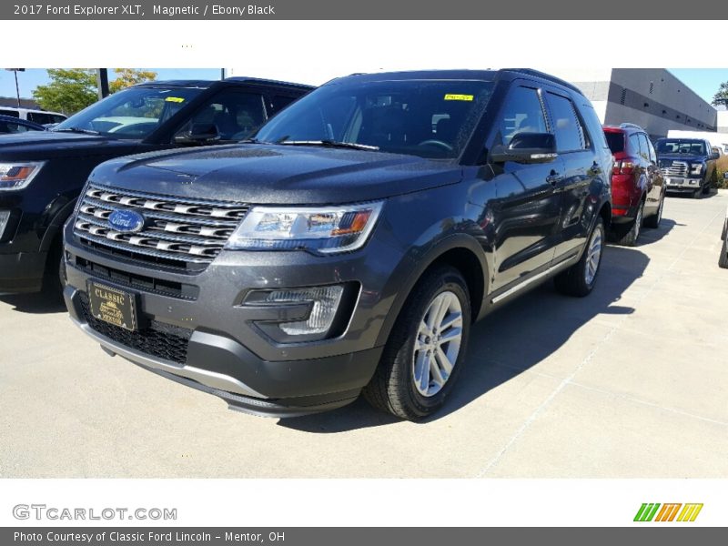 Magnetic / Ebony Black 2017 Ford Explorer XLT