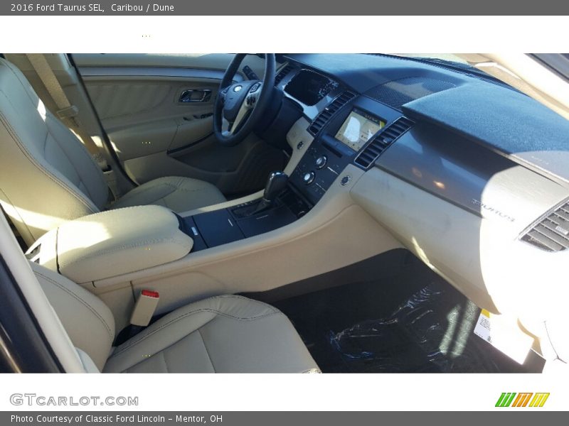 Caribou / Dune 2016 Ford Taurus SEL
