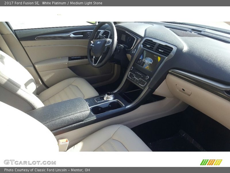 White Platinum / Medium Light Stone 2017 Ford Fusion SE