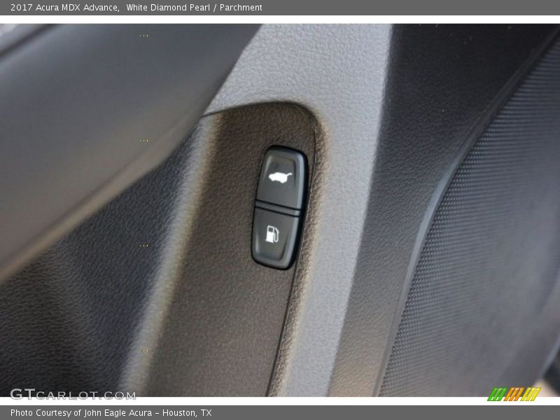 White Diamond Pearl / Parchment 2017 Acura MDX Advance