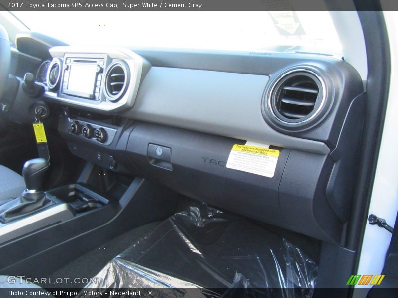 Super White / Cement Gray 2017 Toyota Tacoma SR5 Access Cab
