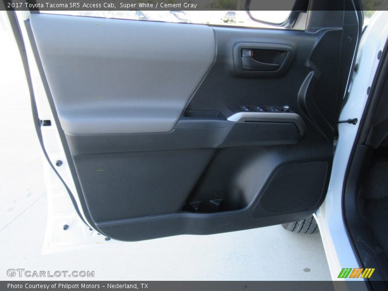 Super White / Cement Gray 2017 Toyota Tacoma SR5 Access Cab