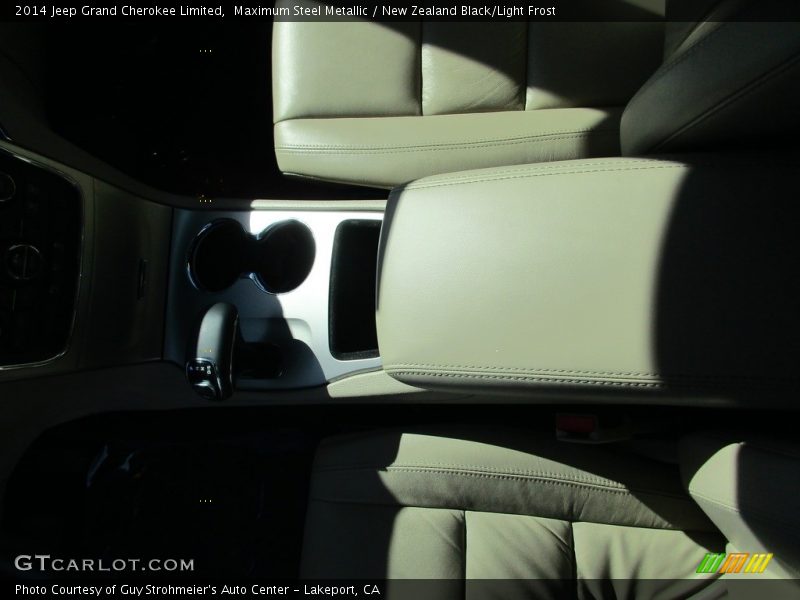 Maximum Steel Metallic / New Zealand Black/Light Frost 2014 Jeep Grand Cherokee Limited