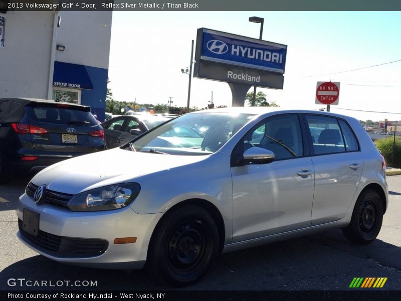 Reflex Silver Metallic / Titan Black 2013 Volkswagen Golf 4 Door