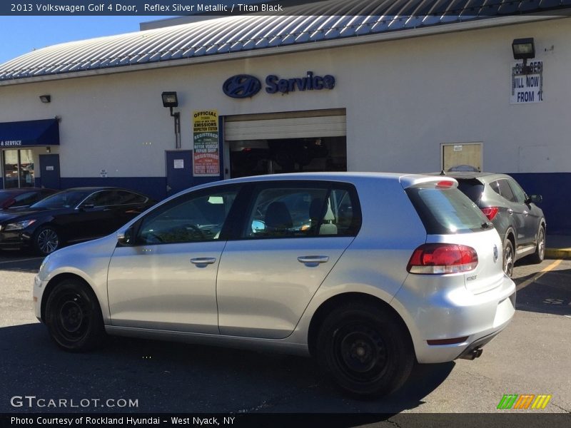 Reflex Silver Metallic / Titan Black 2013 Volkswagen Golf 4 Door