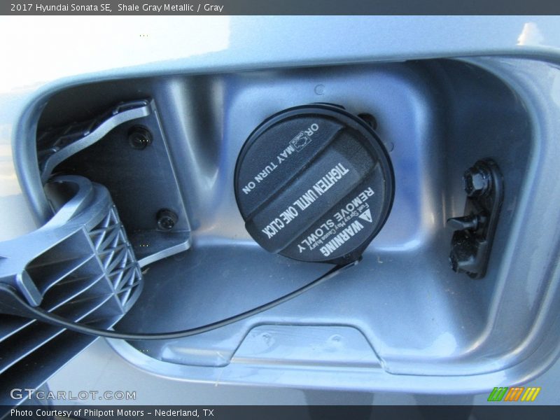 Shale Gray Metallic / Gray 2017 Hyundai Sonata SE