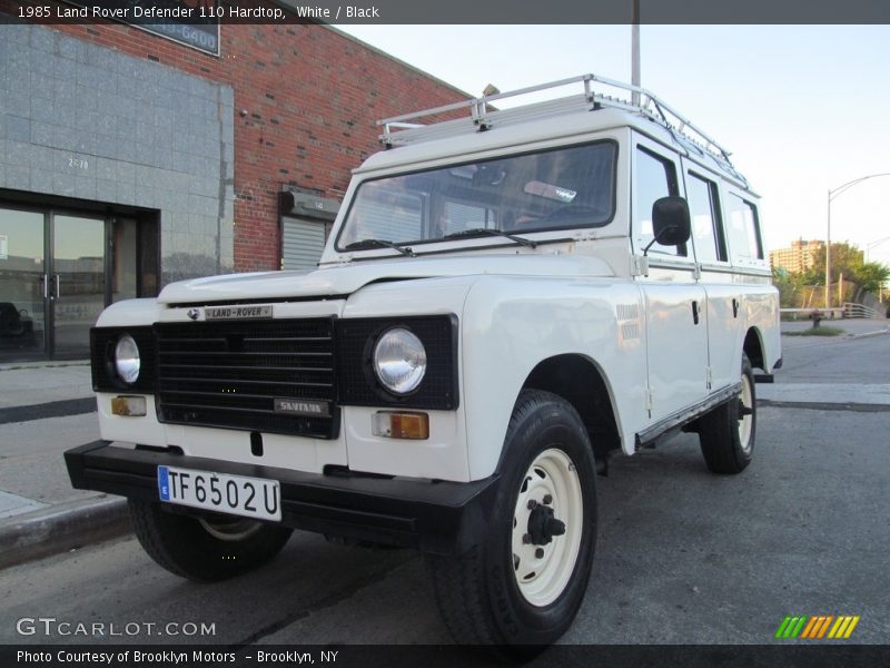 White / Black 1985 Land Rover Defender 110 Hardtop