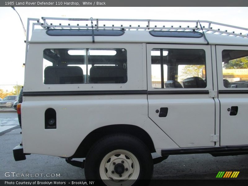 White / Black 1985 Land Rover Defender 110 Hardtop