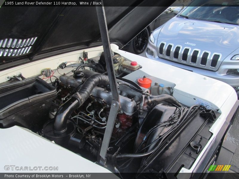 White / Black 1985 Land Rover Defender 110 Hardtop