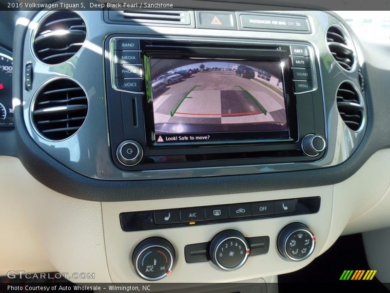 Deep Black Pearl / Sandstone 2016 Volkswagen Tiguan S