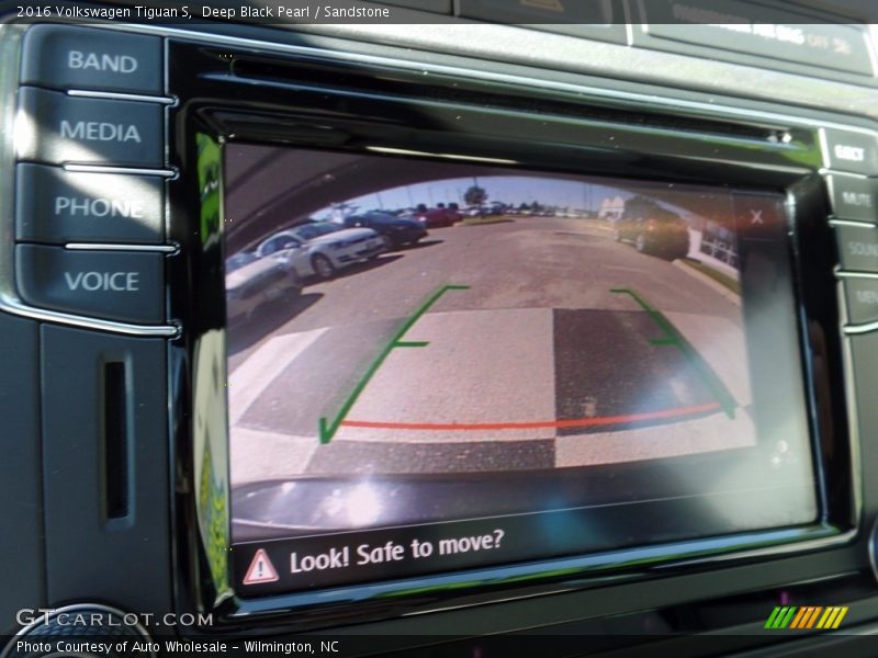Deep Black Pearl / Sandstone 2016 Volkswagen Tiguan S