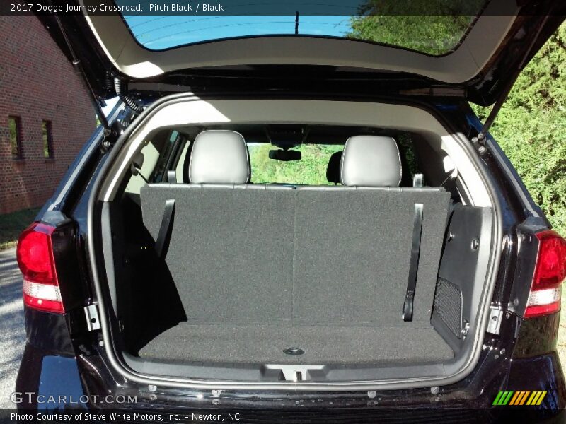  2017 Journey Crossroad Trunk