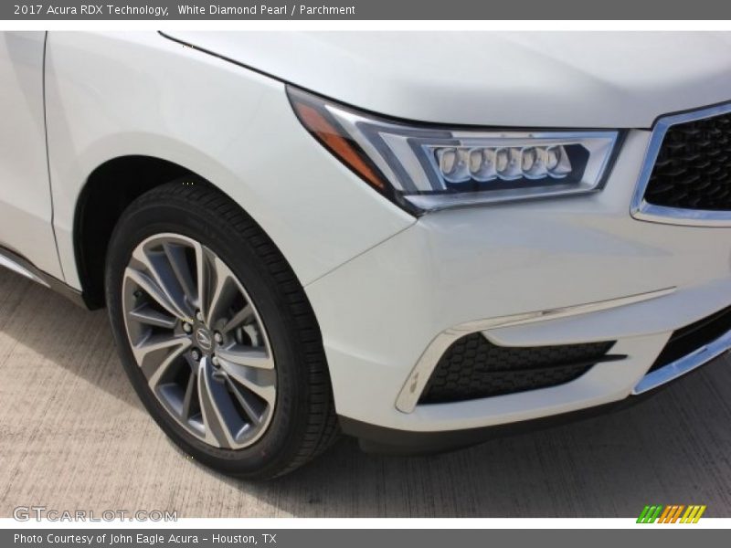 White Diamond Pearl / Parchment 2017 Acura RDX Technology