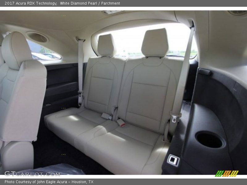 White Diamond Pearl / Parchment 2017 Acura RDX Technology
