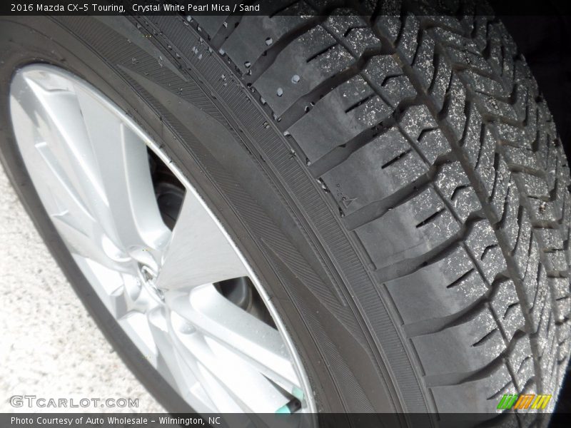 Crystal White Pearl Mica / Sand 2016 Mazda CX-5 Touring