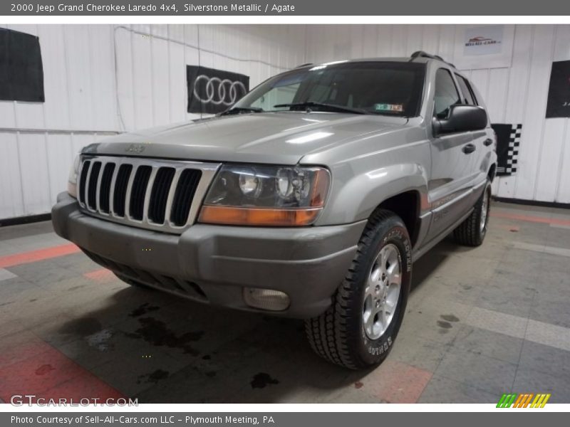 Silverstone Metallic / Agate 2000 Jeep Grand Cherokee Laredo 4x4