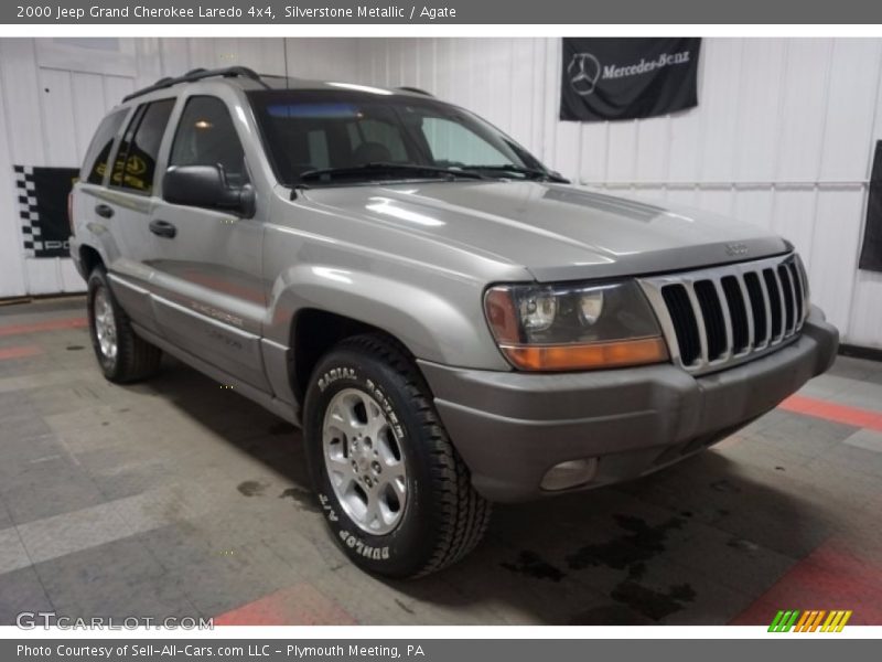 Silverstone Metallic / Agate 2000 Jeep Grand Cherokee Laredo 4x4