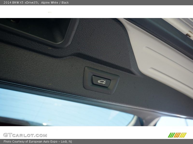 Alpine White / Black 2014 BMW X5 xDrive35i