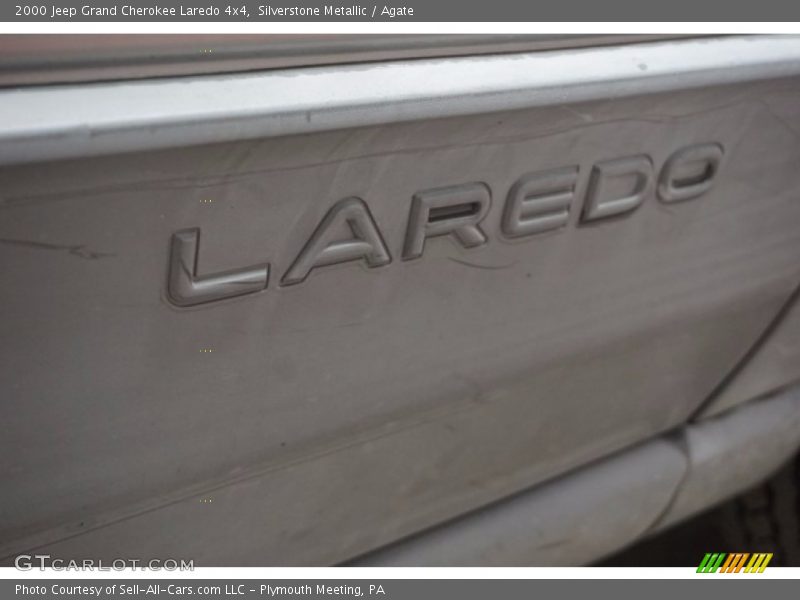 Silverstone Metallic / Agate 2000 Jeep Grand Cherokee Laredo 4x4