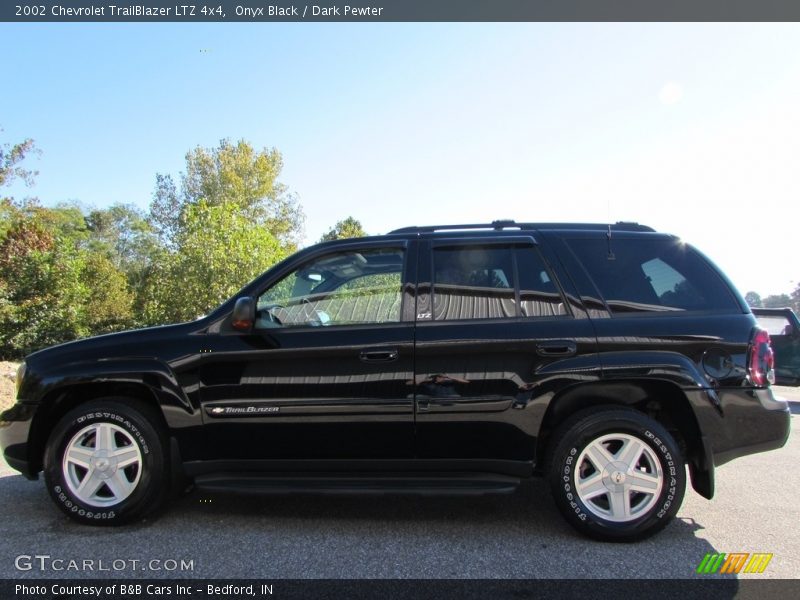 Onyx Black / Dark Pewter 2002 Chevrolet TrailBlazer LTZ 4x4
