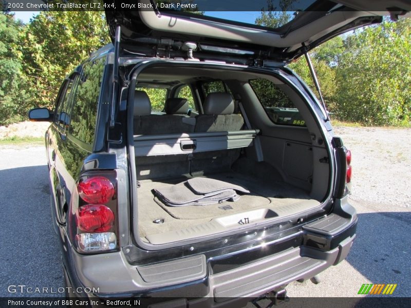 Onyx Black / Dark Pewter 2002 Chevrolet TrailBlazer LTZ 4x4