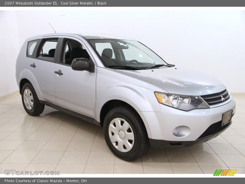 Cool Silver Metallic / Black 2007 Mitsubishi Outlander ES