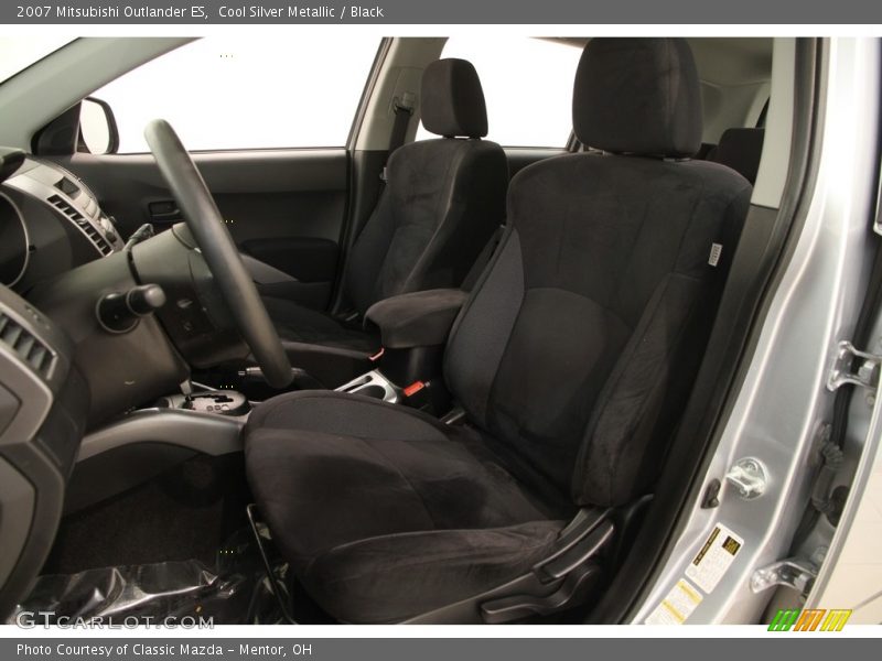 Cool Silver Metallic / Black 2007 Mitsubishi Outlander ES