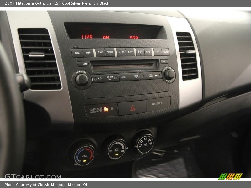 Cool Silver Metallic / Black 2007 Mitsubishi Outlander ES
