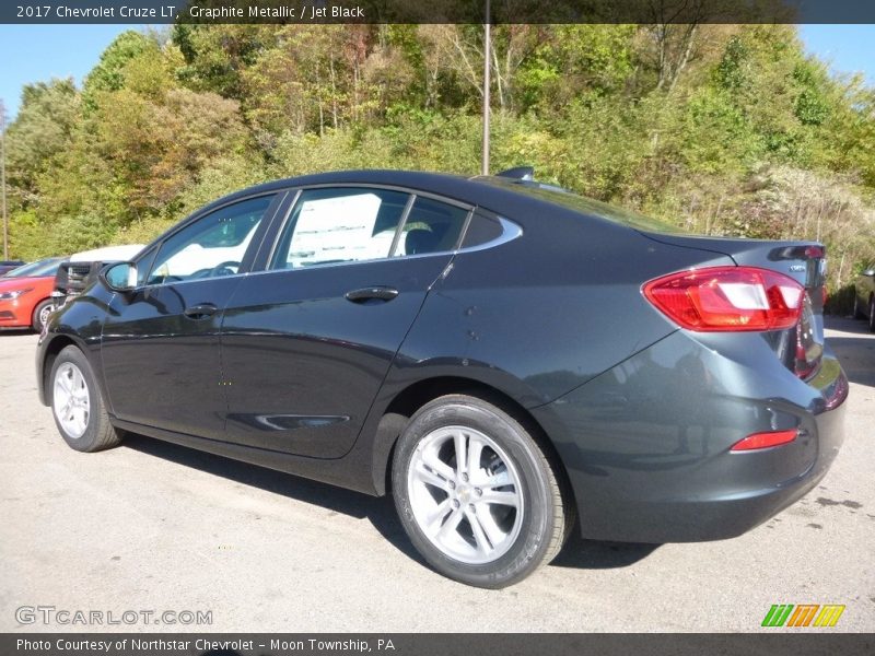 Graphite Metallic / Jet Black 2017 Chevrolet Cruze LT