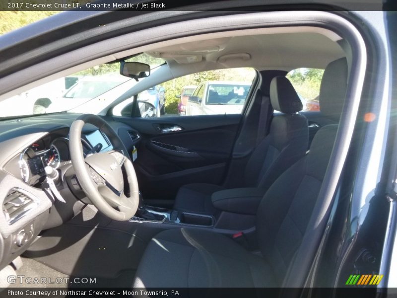 Graphite Metallic / Jet Black 2017 Chevrolet Cruze LT