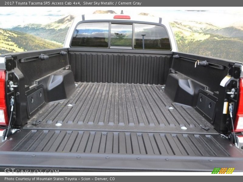 Silver Sky Metallic / Cement Gray 2017 Toyota Tacoma SR5 Access Cab 4x4