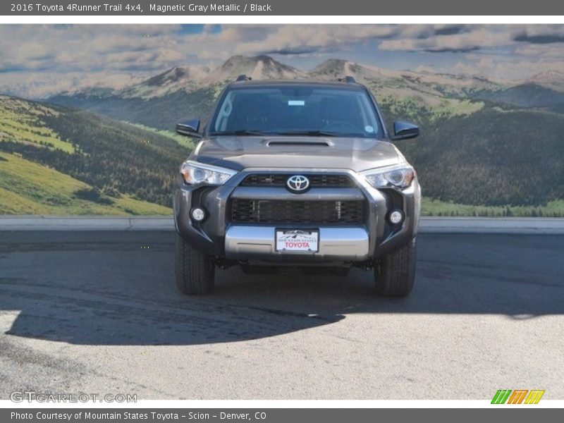 Magnetic Gray Metallic / Black 2016 Toyota 4Runner Trail 4x4