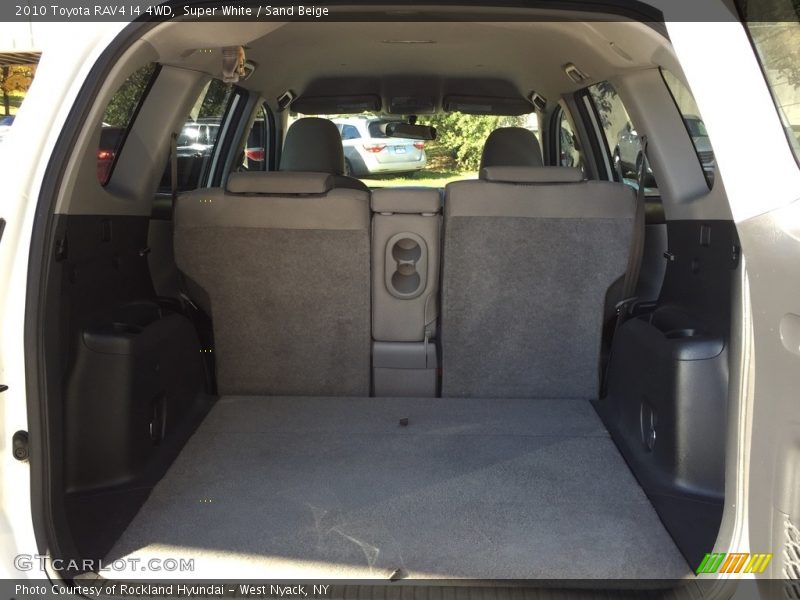 Super White / Sand Beige 2010 Toyota RAV4 I4 4WD