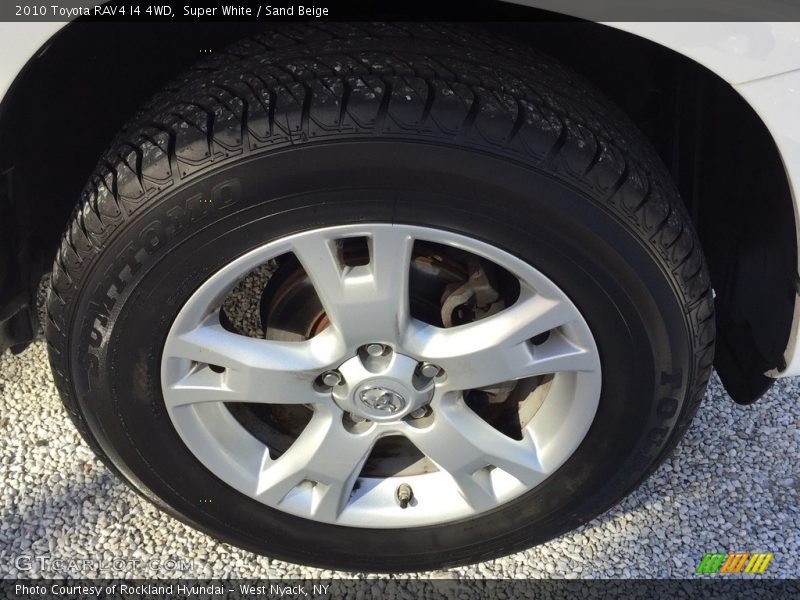Super White / Sand Beige 2010 Toyota RAV4 I4 4WD