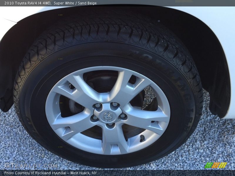 Super White / Sand Beige 2010 Toyota RAV4 I4 4WD