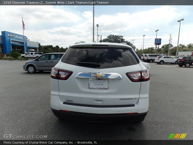 Summit White / Dark Titanium/Light Titanium 2016 Chevrolet Traverse LT