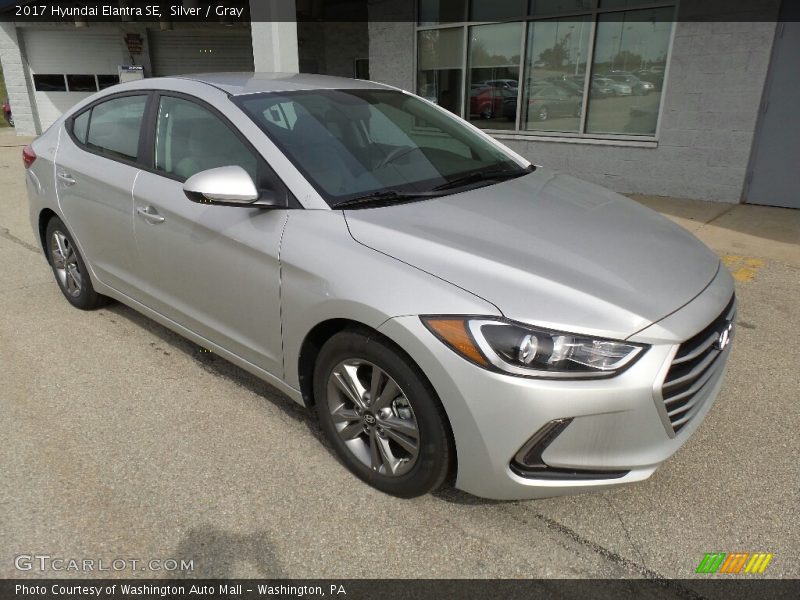 Silver / Gray 2017 Hyundai Elantra SE