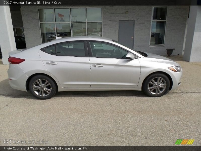 Silver / Gray 2017 Hyundai Elantra SE