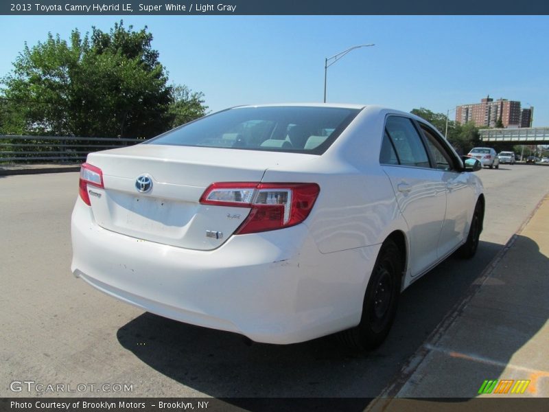 Super White / Light Gray 2013 Toyota Camry Hybrid LE