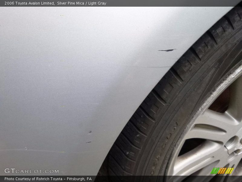 Silver Pine Mica / Light Gray 2006 Toyota Avalon Limited
