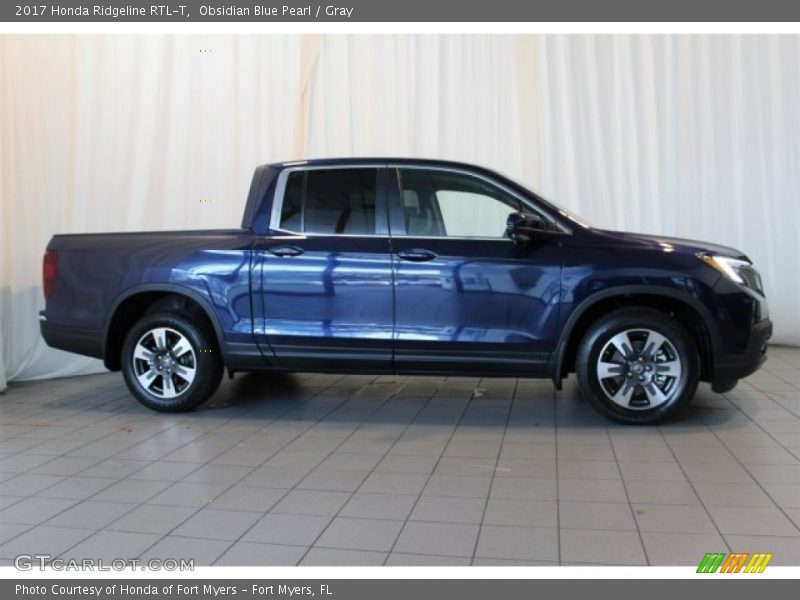  2017 Ridgeline RTL-T Obsidian Blue Pearl