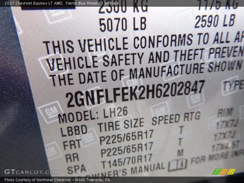 Patriot Blue Metallic / Jet Black 2017 Chevrolet Equinox LT AWD