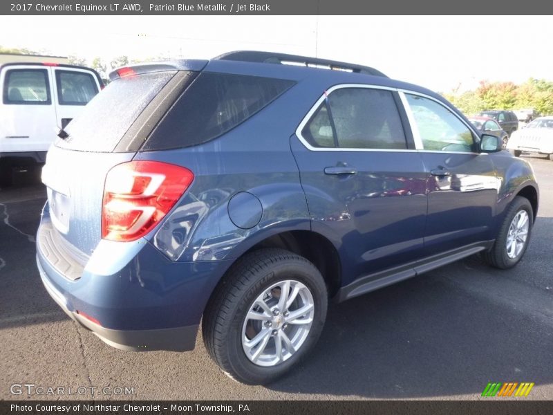 Patriot Blue Metallic / Jet Black 2017 Chevrolet Equinox LT AWD