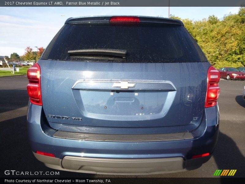 Patriot Blue Metallic / Jet Black 2017 Chevrolet Equinox LT AWD