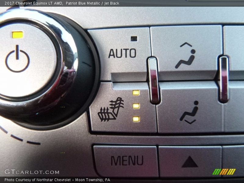 Patriot Blue Metallic / Jet Black 2017 Chevrolet Equinox LT AWD