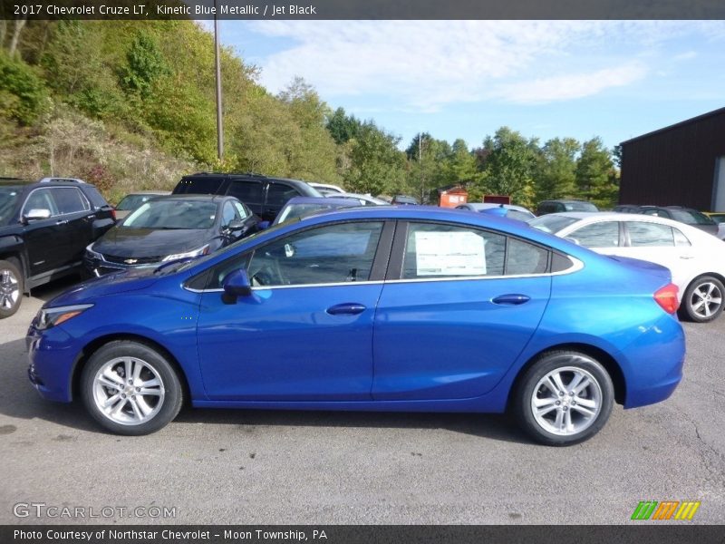 Kinetic Blue Metallic / Jet Black 2017 Chevrolet Cruze LT