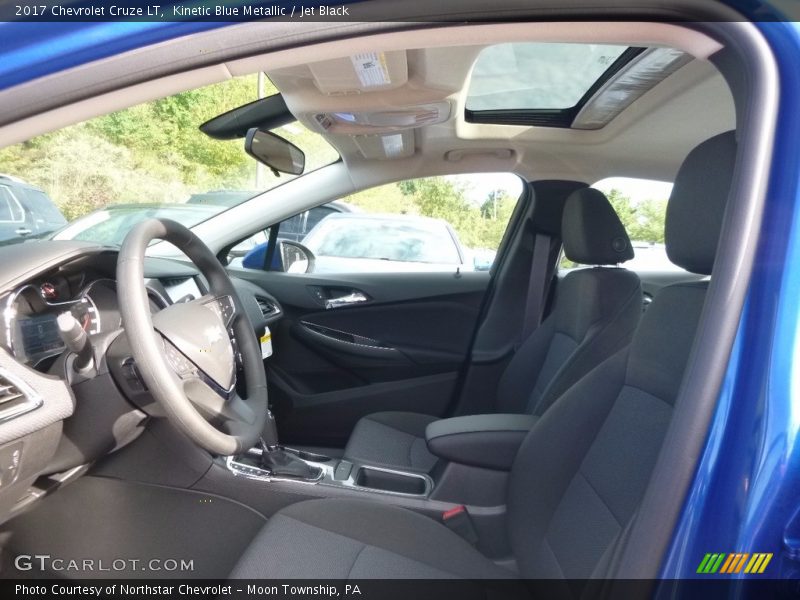 Kinetic Blue Metallic / Jet Black 2017 Chevrolet Cruze LT